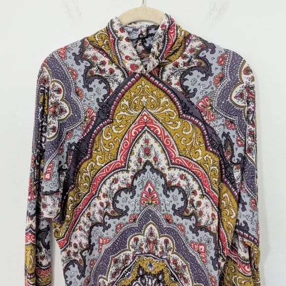 Free People Chase Me Paisley Print Long Sleeve Turtleneck Top Jersey Knit Small - Picture 2 of 9